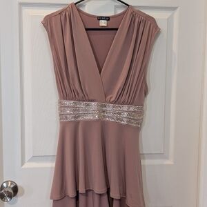 VENUS Mauve High-Low V-Neck Dress with Embellished Waistband